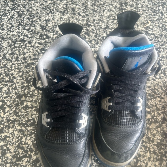 Kids Jordan’s Black and Blue Basketball Shoes -